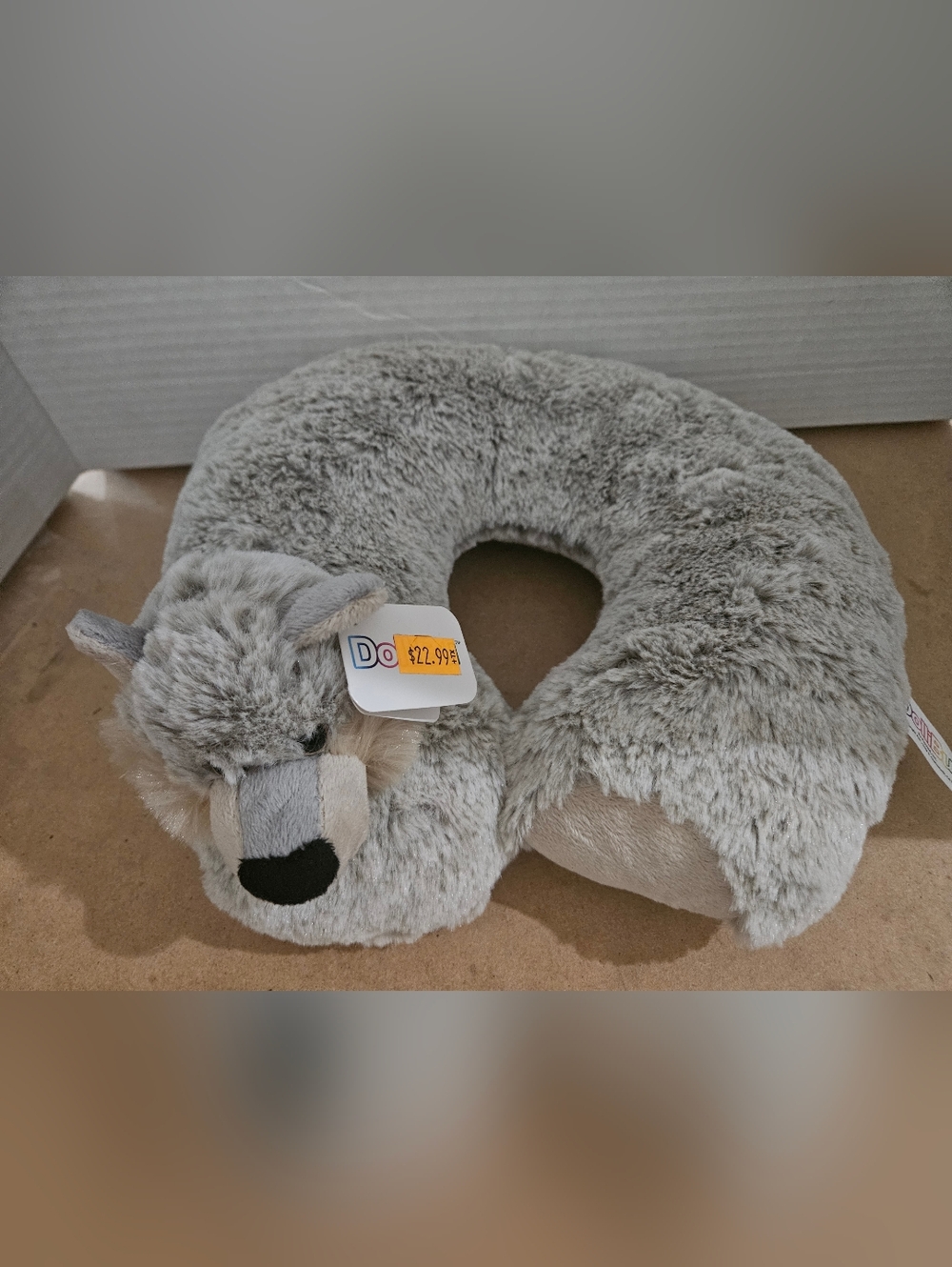 WolF Neck Pillow. NWT. DOLLIBu By Puzzled Inc. (Bin21)